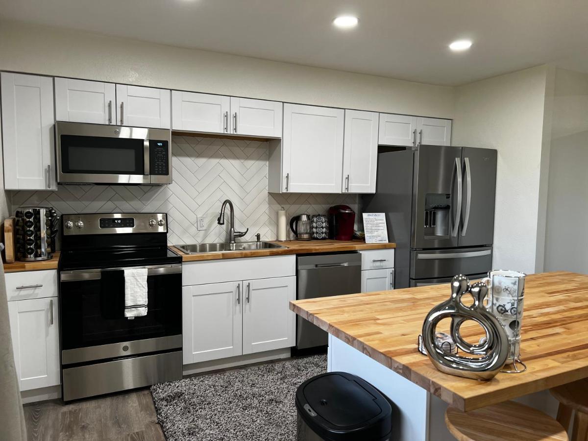 Anchorage Midtown Apartment- Wyoming 1 المظهر الخارجي الصورة